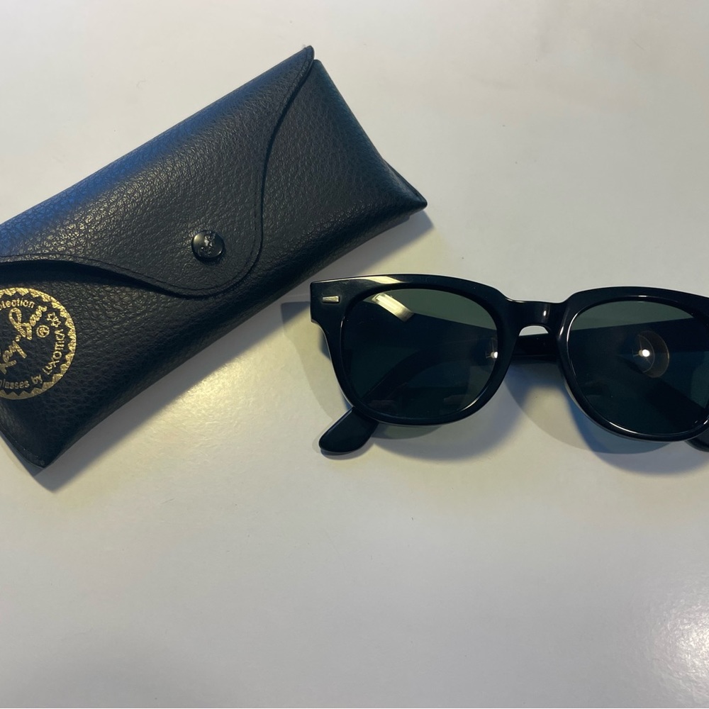 Ray Ban Meteor sunglasses